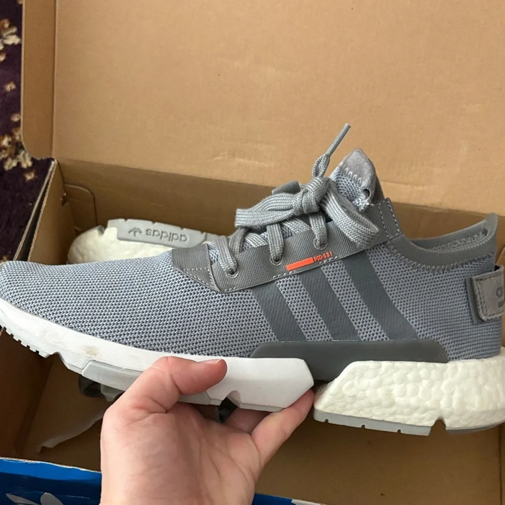 Adidas pod Gray and White Sneakers - Picture 2 of 7